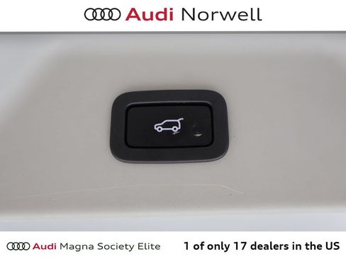 Used 2017 Land Rover Range Rover HSE AWD/4WD image 17
