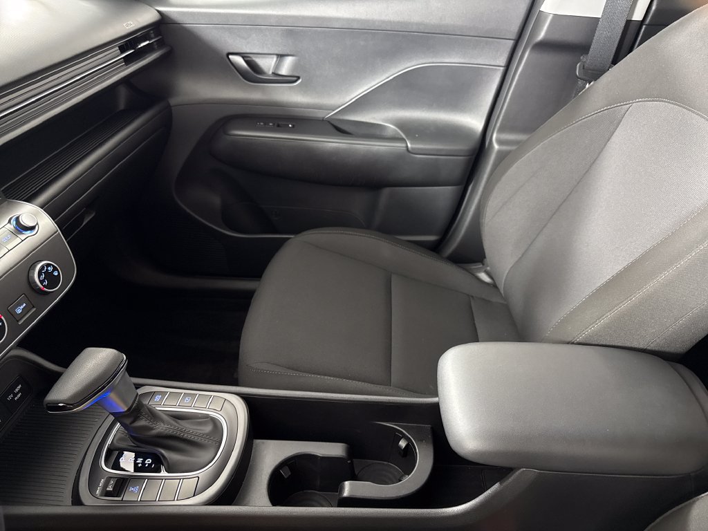 Certified 2024 Hyundai Kona SE AWD/4WD image 23