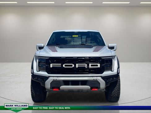 Used 2025 Ford F150 Raptor AWD/4WD image 8