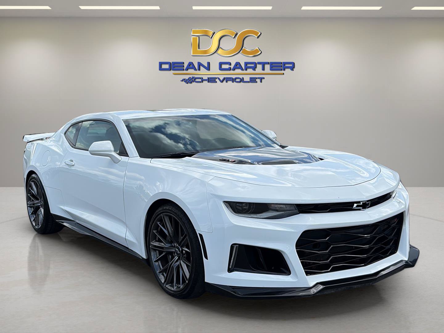 Used 2023 Chevrolet Camaro ZL1 RWD image 7