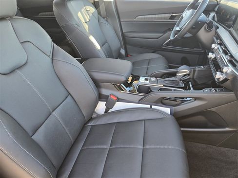 New 2025 Kia Telluride EX image 10