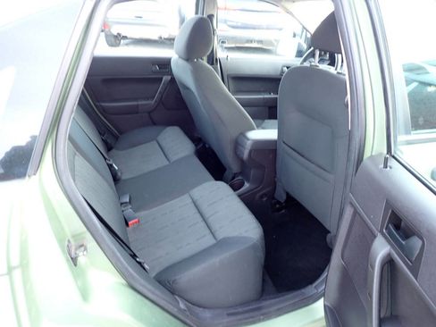 Used 2008 Ford Focus SE image 10