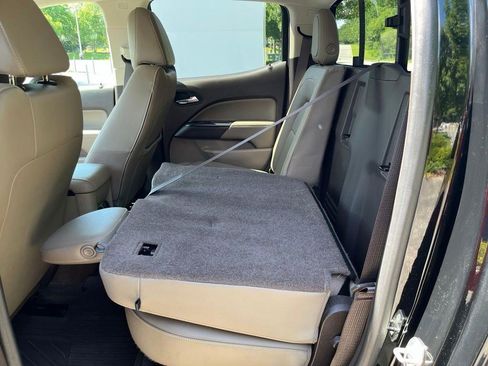 Used 2017 GMC Canyon SLT w/ Trailering Package RWD image 24