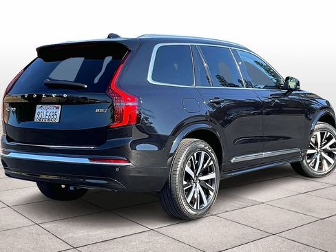 Used 2025 Volvo XC90 B5 Core w/ Protection Package Premier image 16