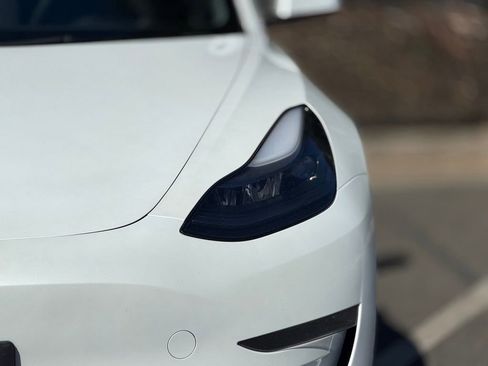 Used 2023 Tesla Model 3 Standard Range image 5