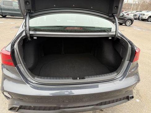 Used 2023 Kia Forte LXS FWD image 11