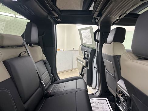 New 2026 GMC Hummer EV 4x4 Crew Cab image 26