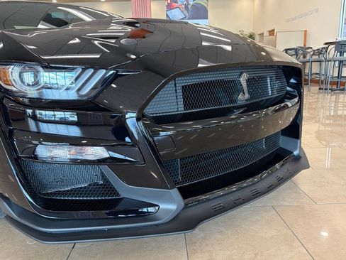 Used 2020 Ford Mustang Shelby GT500 w/ Technology Package RWD image 11