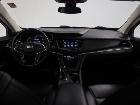 Used 2018 Cadillac XT5 Luxury w/ Driver Awareness Package AWD/4WD image 37