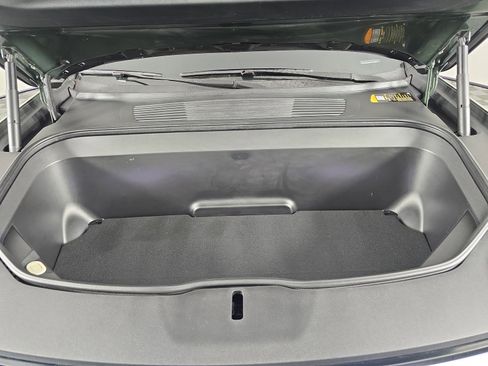 Used 2024 Rivian R1S Adventure image 14