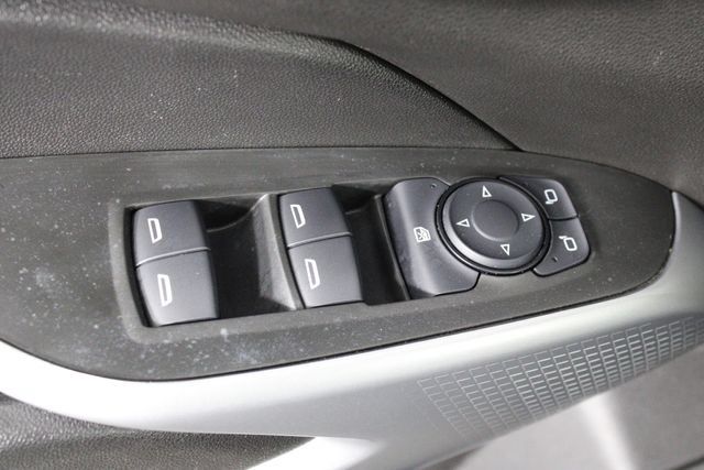 Used 2025 Chevrolet Trax LS w/ LS Convenience Package FWD image 19