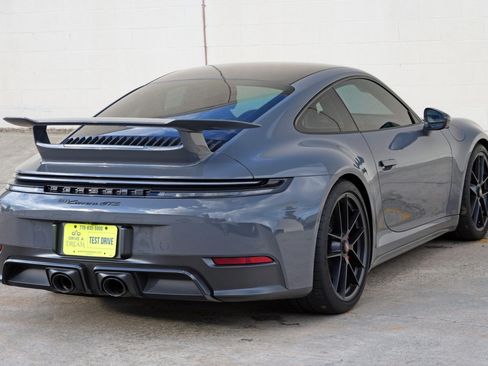 Used 2025 Porsche 911 GTS image 50