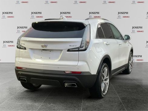 Used 2019 Cadillac XT4 Sport w/ Cold Weather Package image 8