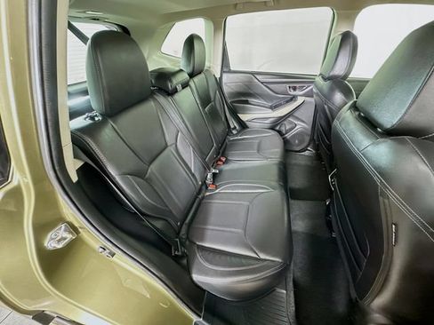 Used 2023 Subaru Forester Limited AWD/4WD image 9