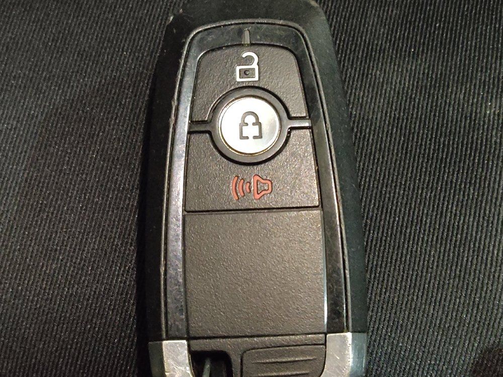 Used 2019 Ford Edge SEL FWD image 32