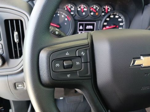 New 2025 Chevrolet Silverado 1500 Custom image 17
