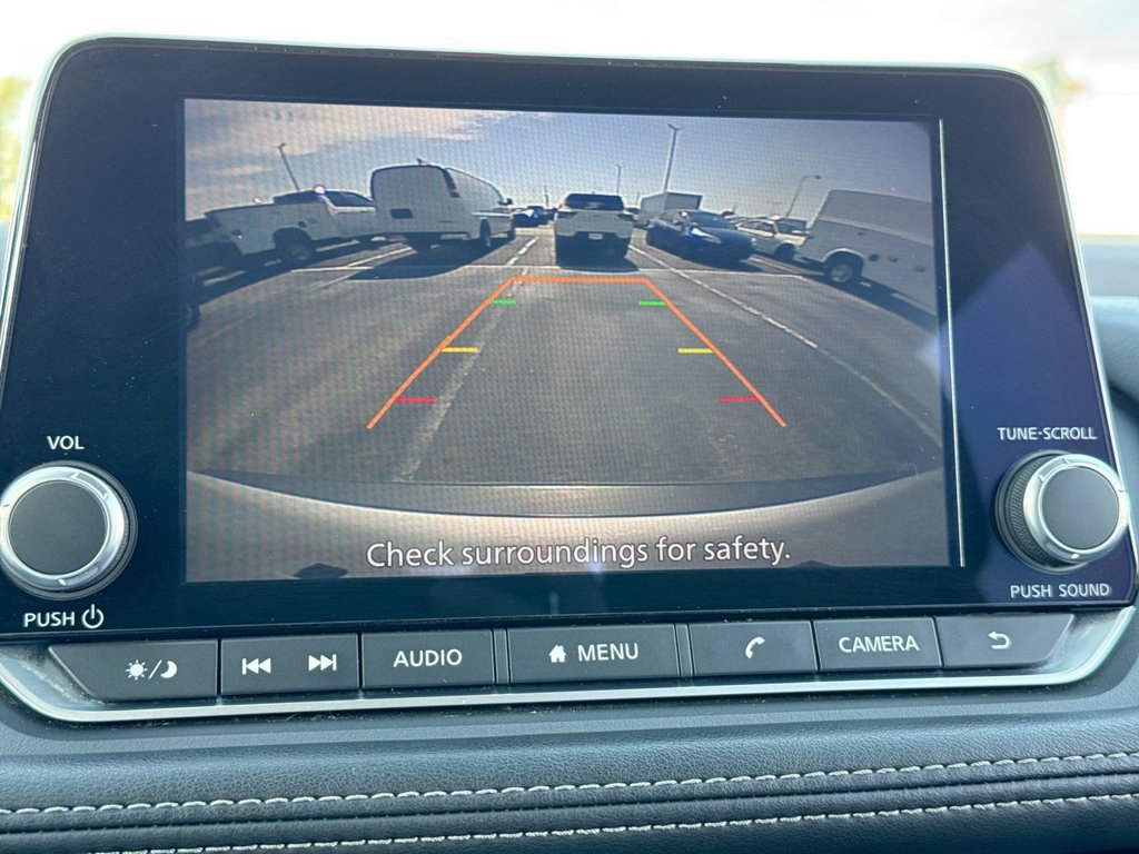 Used 2023 Nissan Rogue SV AWD/4WD image 17