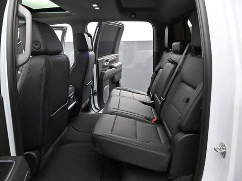 Used 2026 GMC Sierra 3500 Denali w/ Denali Reserve Package AWD/4WD image 32