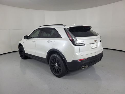 Certified 2023 Cadillac XT4 Sport image 3