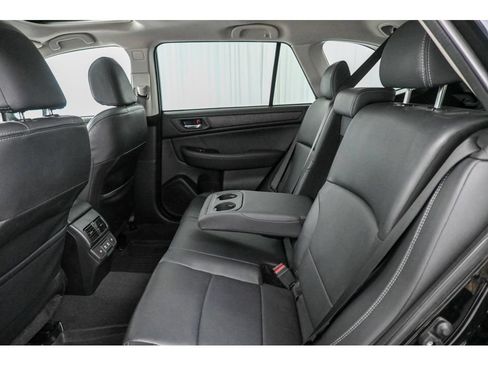 Used 2019 Subaru Outback 2.5i Limited AWD/4WD image 22