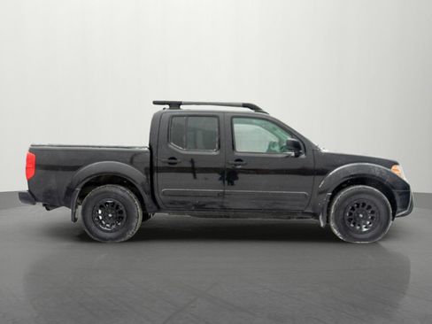 Used 2018 Nissan Frontier SV w/ Value Truck Package image 8
