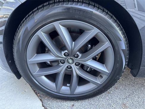 Used 2023 Land Rover Range Rover Sport SE Dynamic image 11