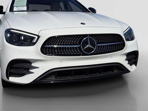 Used 2023 Mercedes-Benz E 450 4MATIC Sedan image 9