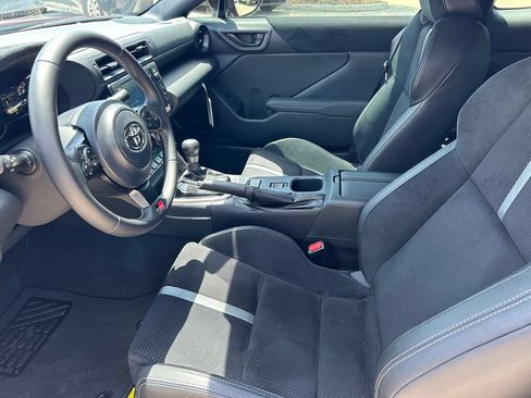 Used 2026 Toyota GR86 Premium RWD image 11