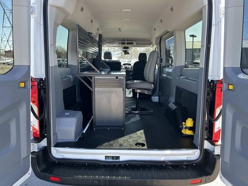 Used 2019 Ford Transit 150 XLT image 14