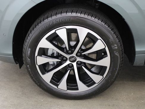 New 2026 Audi Q3 quattro 2.0T AWD/4WD image 30