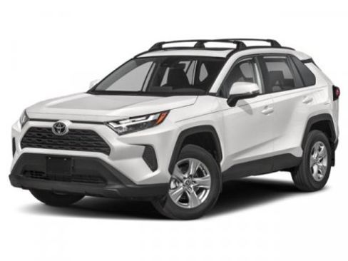 Used 2022 Toyota RAV4 XLE image 1