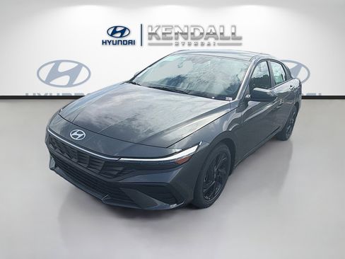 New 2026 Hyundai Elantra Sport FWD image 3