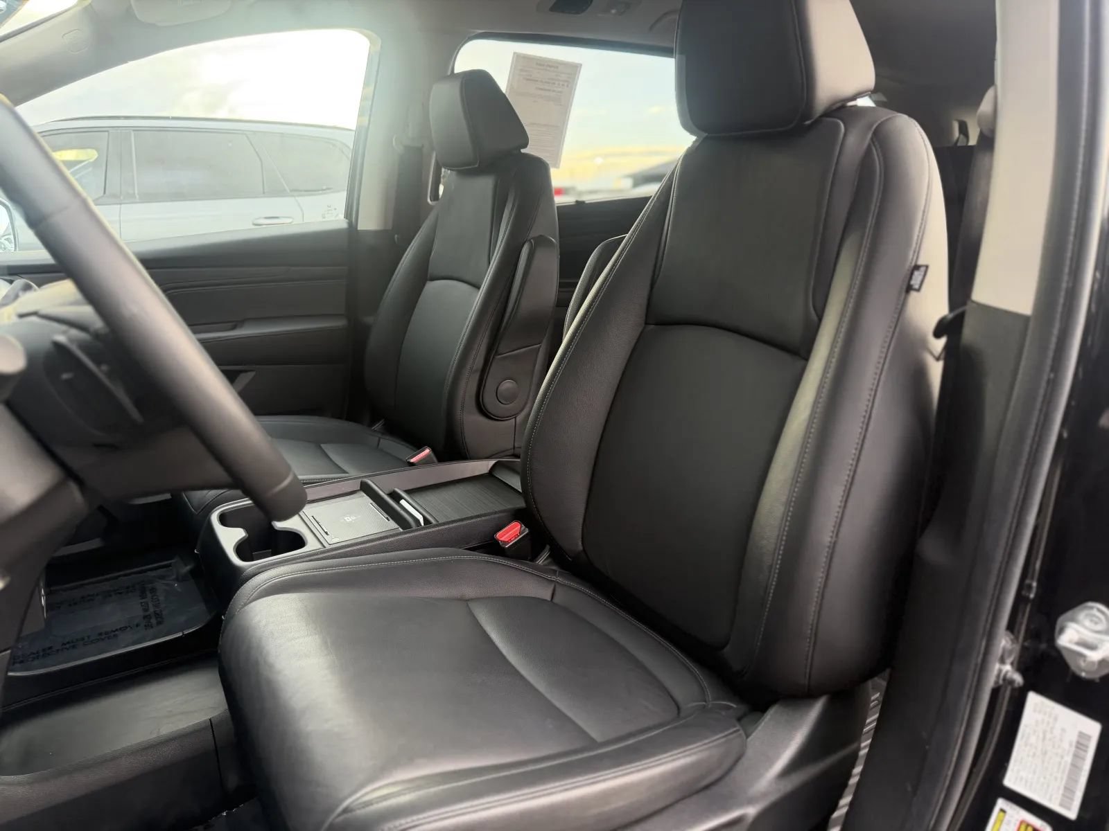 Used 2025 Honda Odyssey EX-L image 14