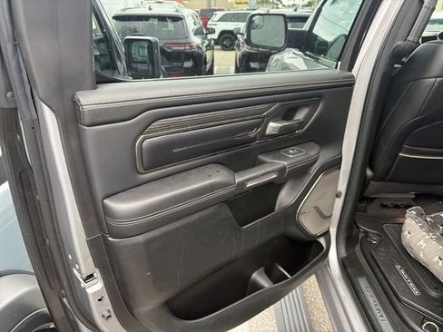Used 2021 RAM 1500 Limited AWD/4WD image 17