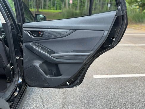 Used 2018 Subaru Crosstrek 2.0i Premium AWD/4WD image 17
