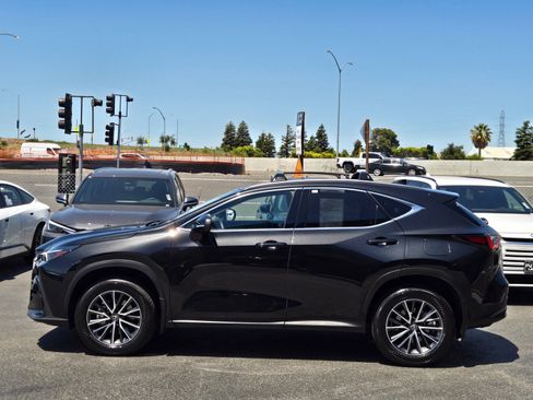 Used 2025 Lexus NX 350h AWD w/ Accessory Package (2T) image 7