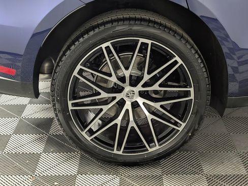 New 2026 Porsche Macan Turbo image 13