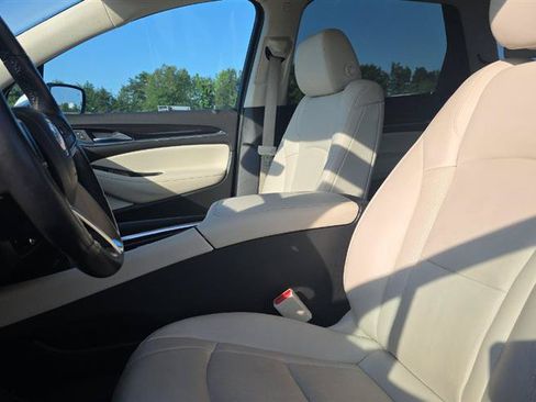 Used 2023 Buick Enclave Premium AWD/4WD image 8