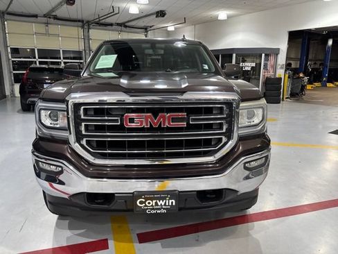 Used 2016 GMC Sierra 1500 SLE w/ SLE Value Package AWD/4WD image 3