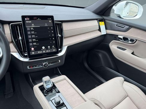 New 2026 Volvo XC90 T8 Ultra w/ Protection Package AWD/4WD image 26