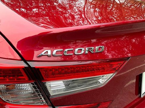 Used 2019 Honda Accord LX image 8