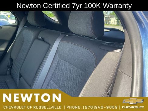 Used 2024 Chevrolet Equinox LT FWD image 34