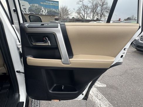 Used 2019 Toyota 4Runner SR5 Premium AWD/4WD image 28