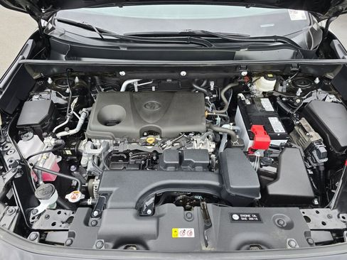 Certified 2025 Toyota RAV4 XLE Premium image 9