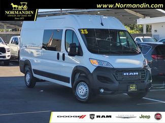 Used 2025 RAM ProMaster 2500 w/ Crew Van Package FWD video 1