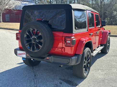 Used 2023 Jeep Wrangler Sahara w/ Cold Weather Group image 5