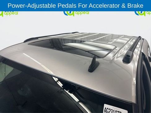 Used 2010 Chevrolet Avalanche LTZ image 12