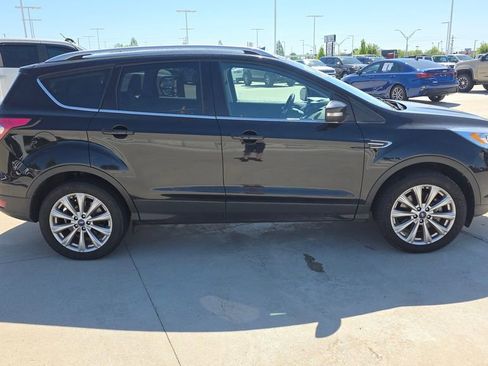 Used 2017 Ford Escape Titanium AWD/4WD image 6