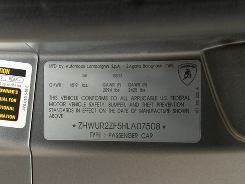 Used 2017 Lamborghini Huracan LP 580-2 RWD image 78