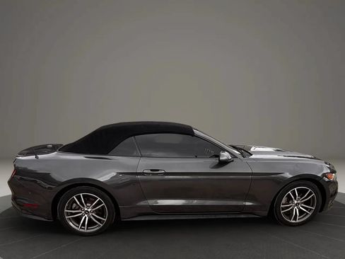 Used 2017 Ford Mustang Premium RWD image 6